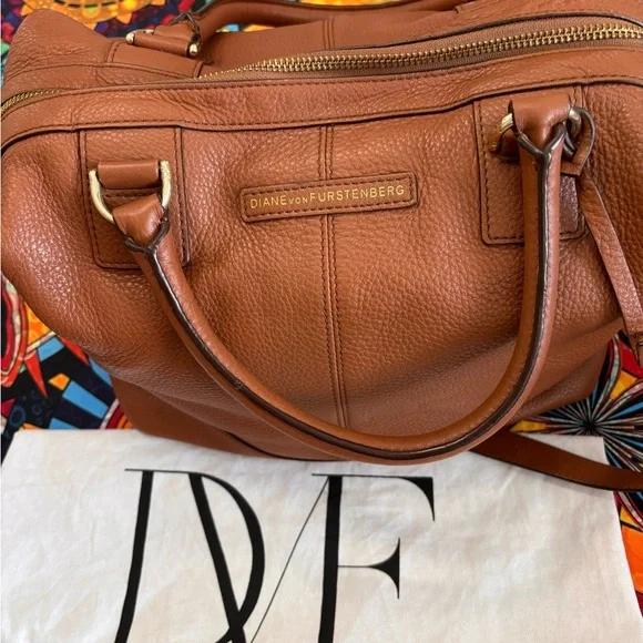 Diane Von Furstenberg Authentic Leather Satchel/ Shoulder Bag - Picture 16 of 16